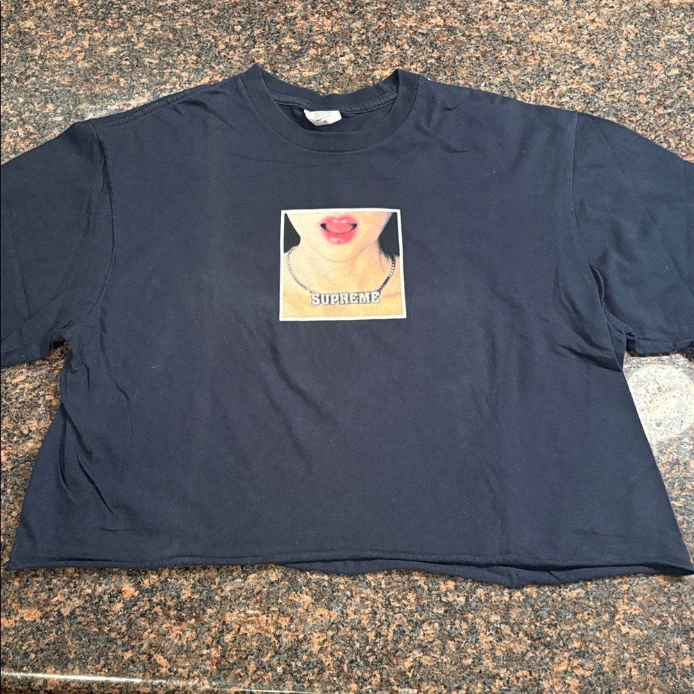 Supreme Black Necklace Tee Cropped